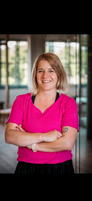 Bettina Holzer