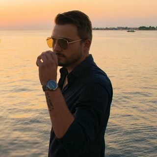 Adrian Dokoza